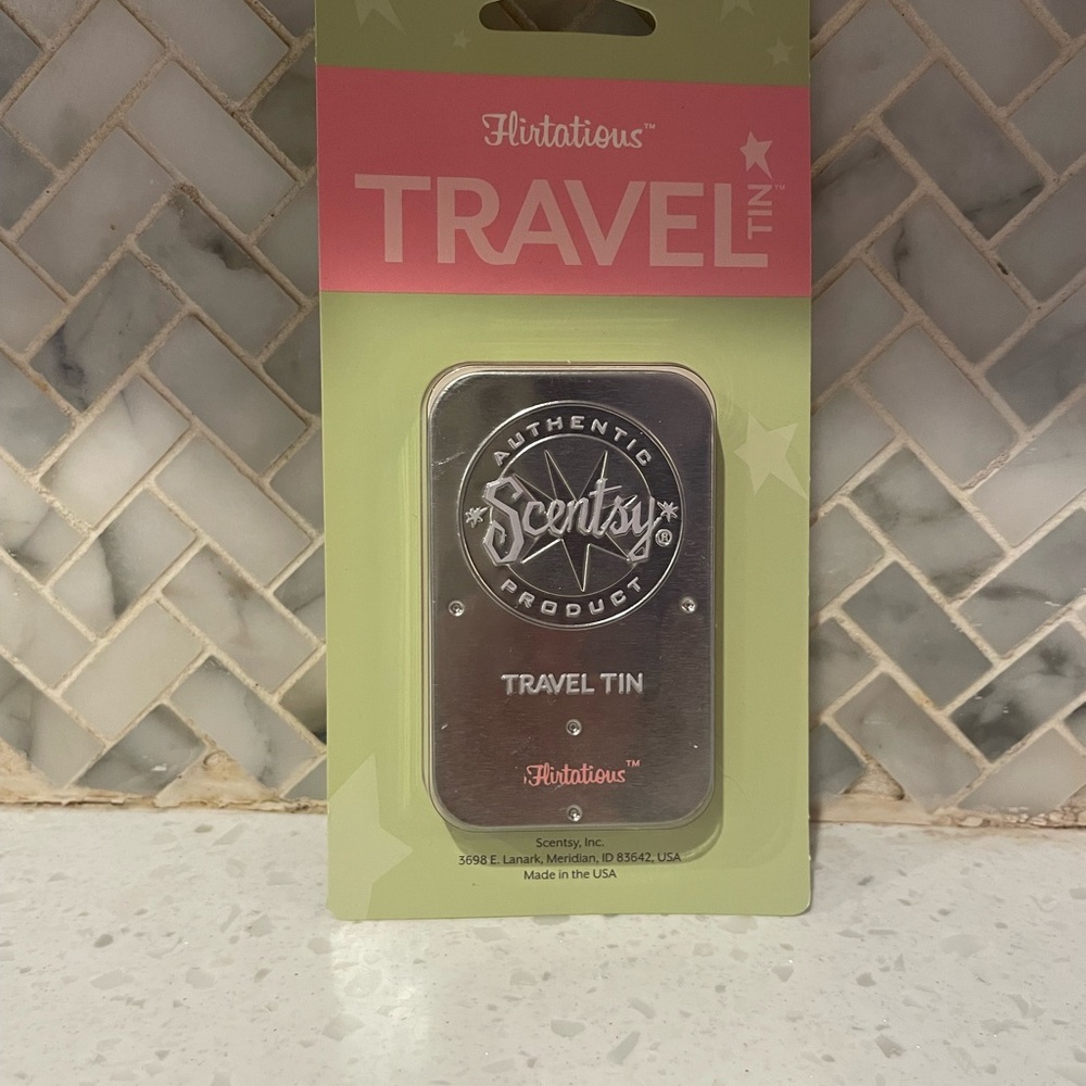 Scentsy Travel Tin Flirtatous New Sealed Vacation Business Camper